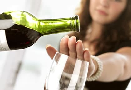 5 Tips to Stop Drinking Alcohol and Why You Should Consider Going to Rehab